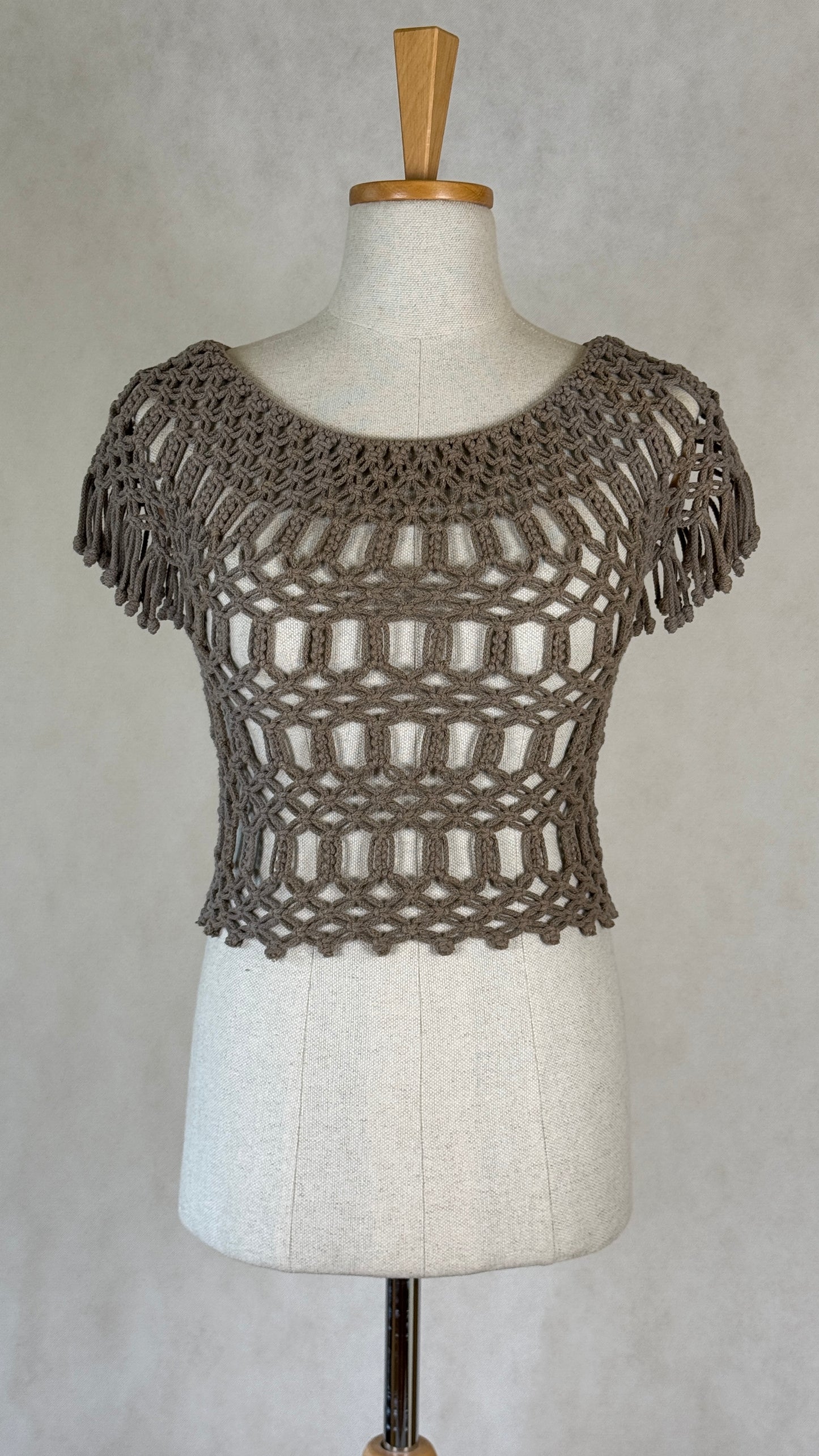 Top Sunny z frędzlami